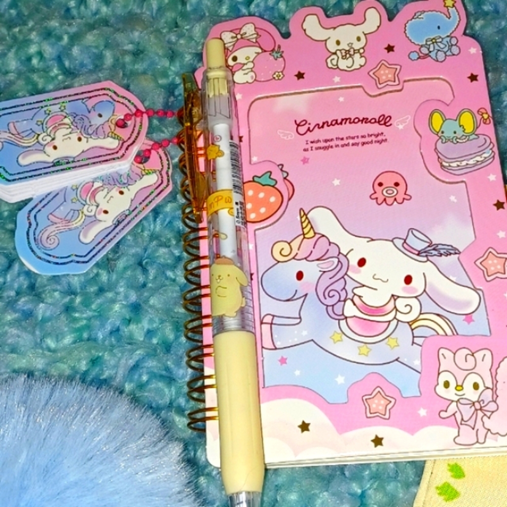 Sanrio Hello Kitty Pals Bag, Journal, Pen, and Keychain